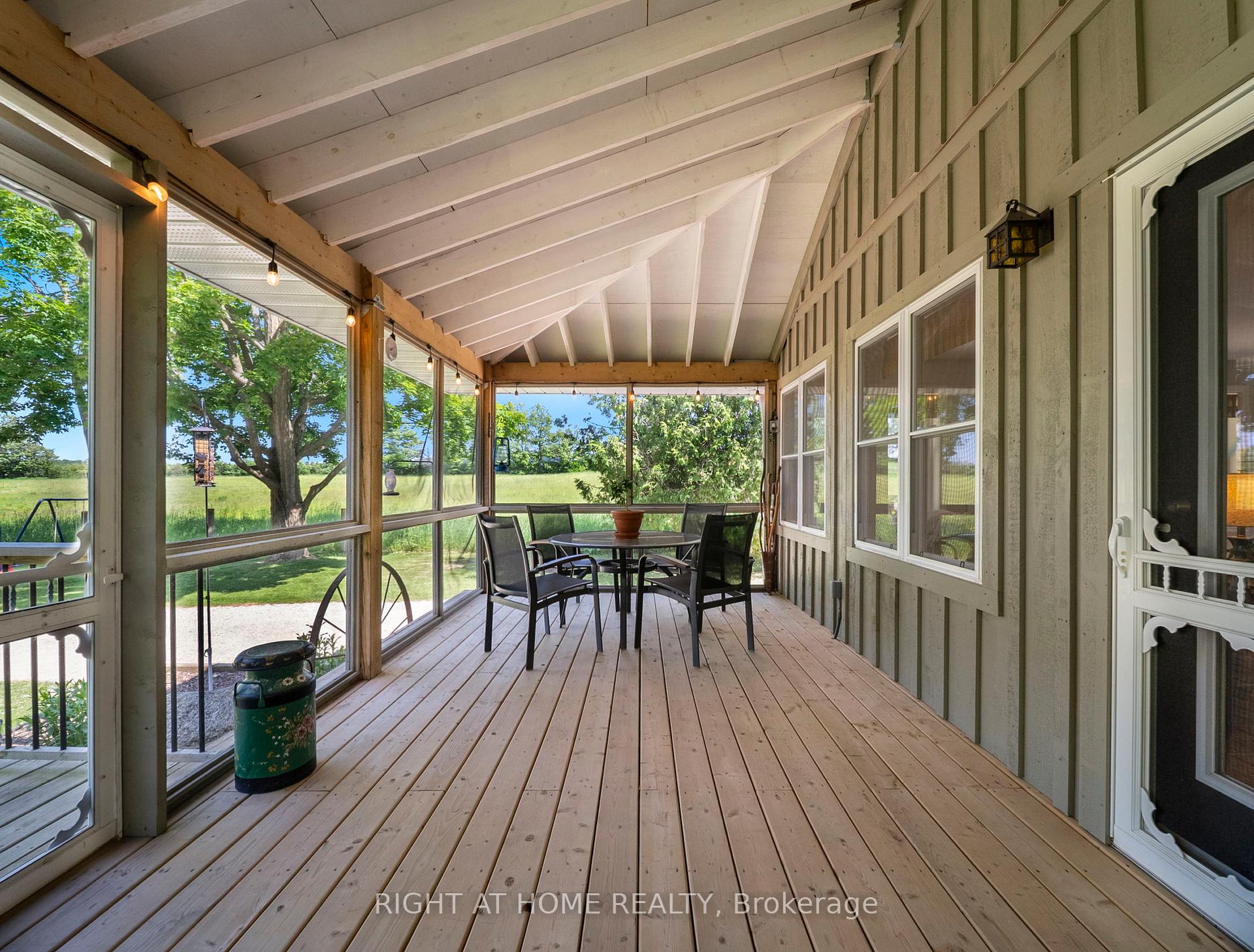 Photo 26 of 1947 Russell Road, Springwater, Midhurst — HOMEH