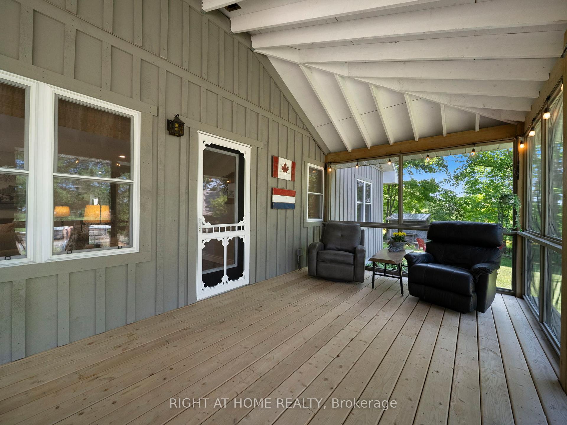 Photo 28 of 1947 Russell Road, Springwater, Midhurst — HOMEH