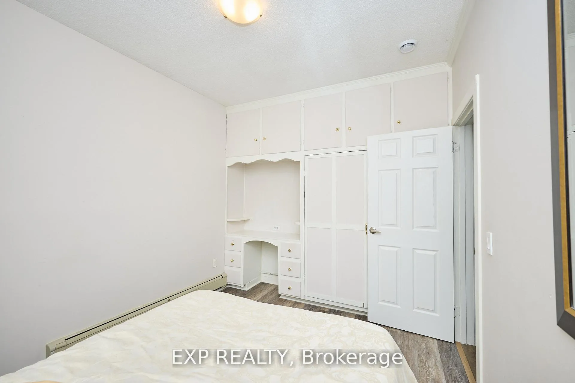 Photo 18 of 31 Woodrow Street, St. Catharines, Secord Woods — HOMEH