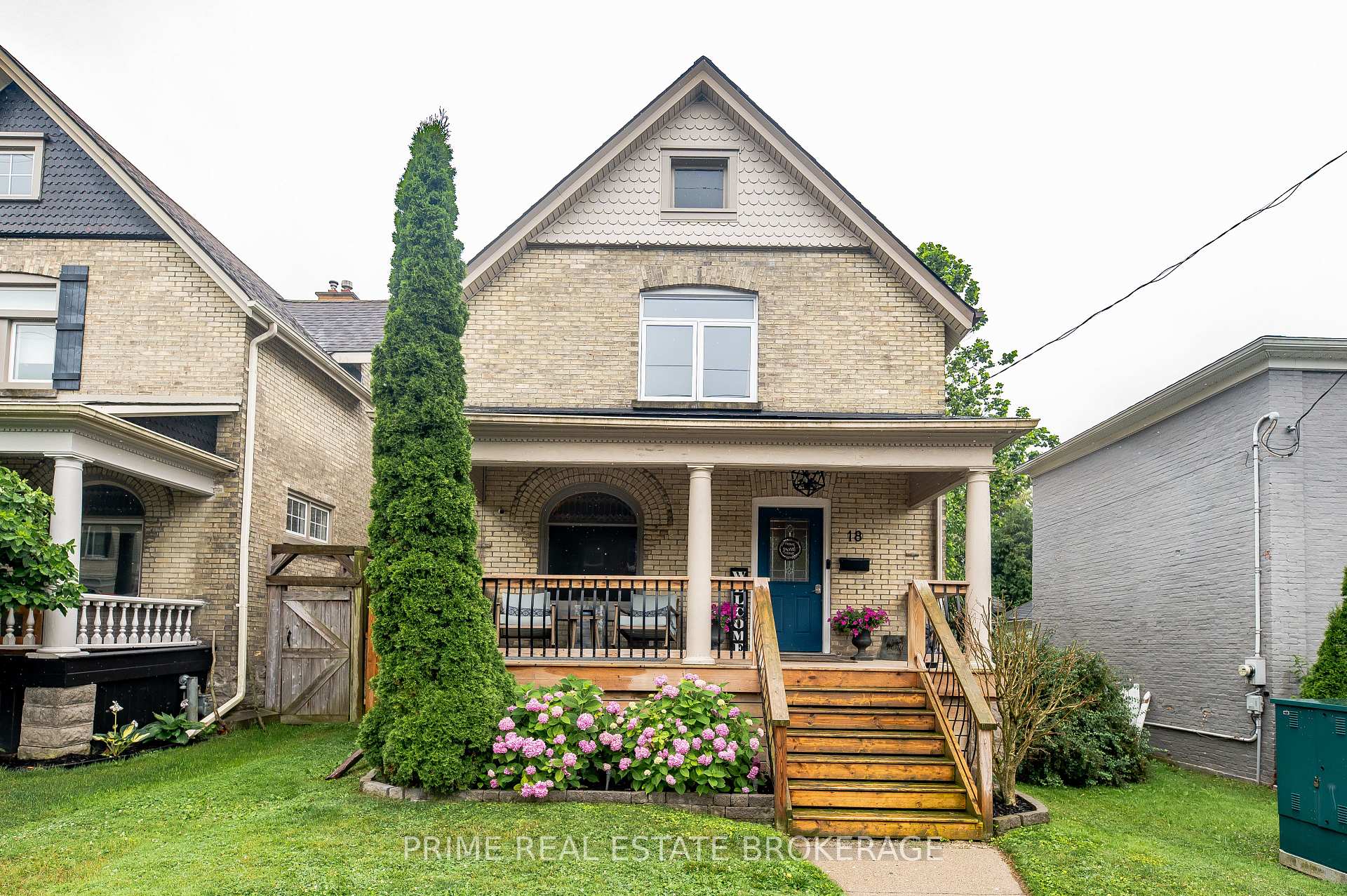Photo 1 of 18 Victoria Street, St. Thomas — HOMEH