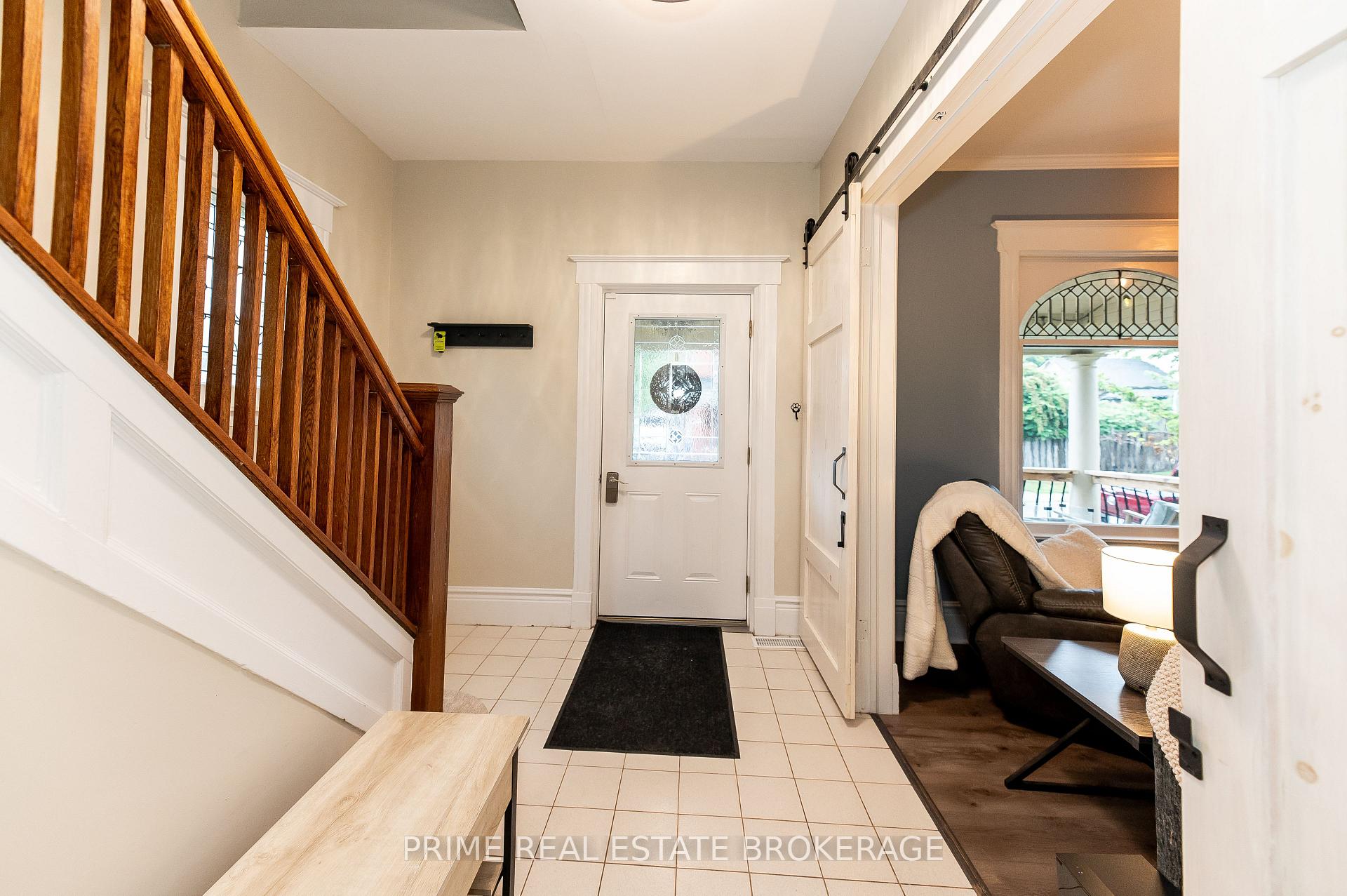 Photo 6 of 18 Victoria Street, St. Thomas — HOMEH