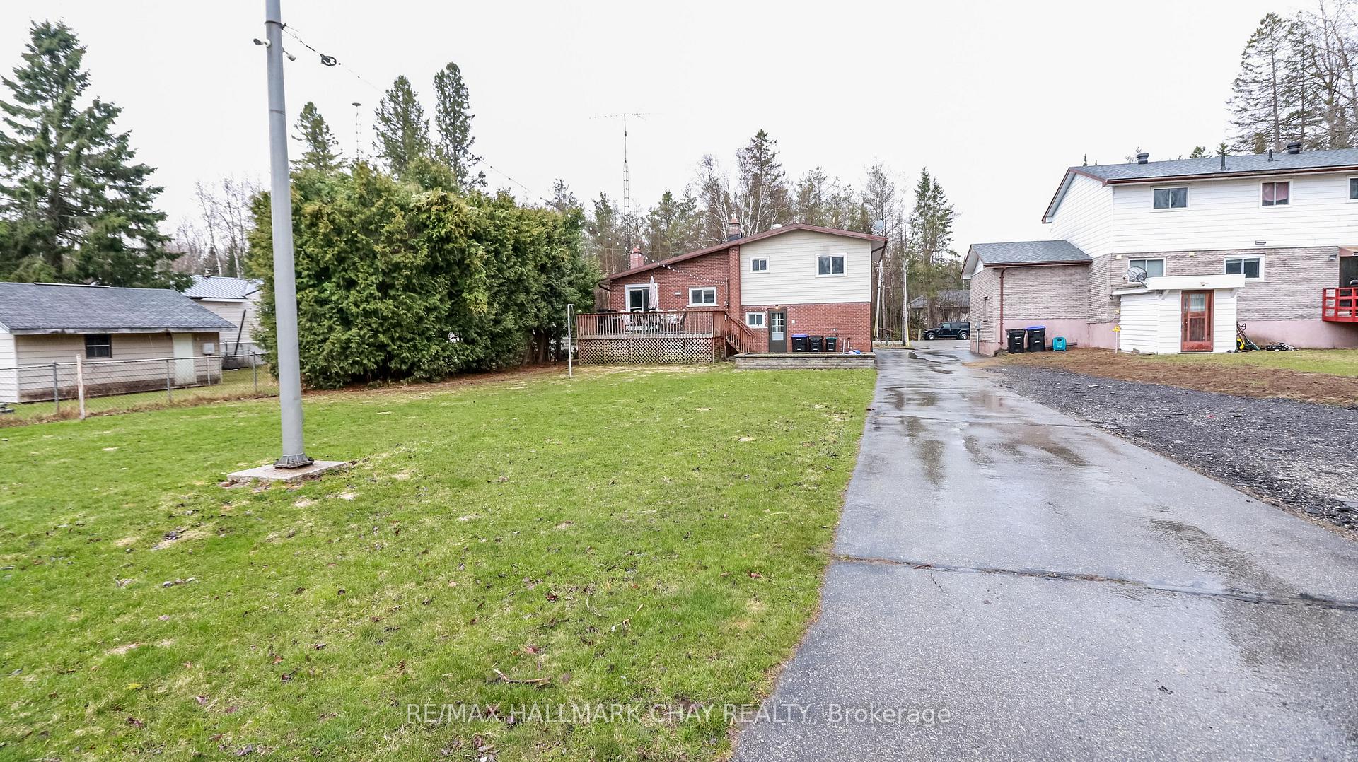 Photo 3 of 1587 Gill Road, Springwater, Rural Springwater — HOMEH