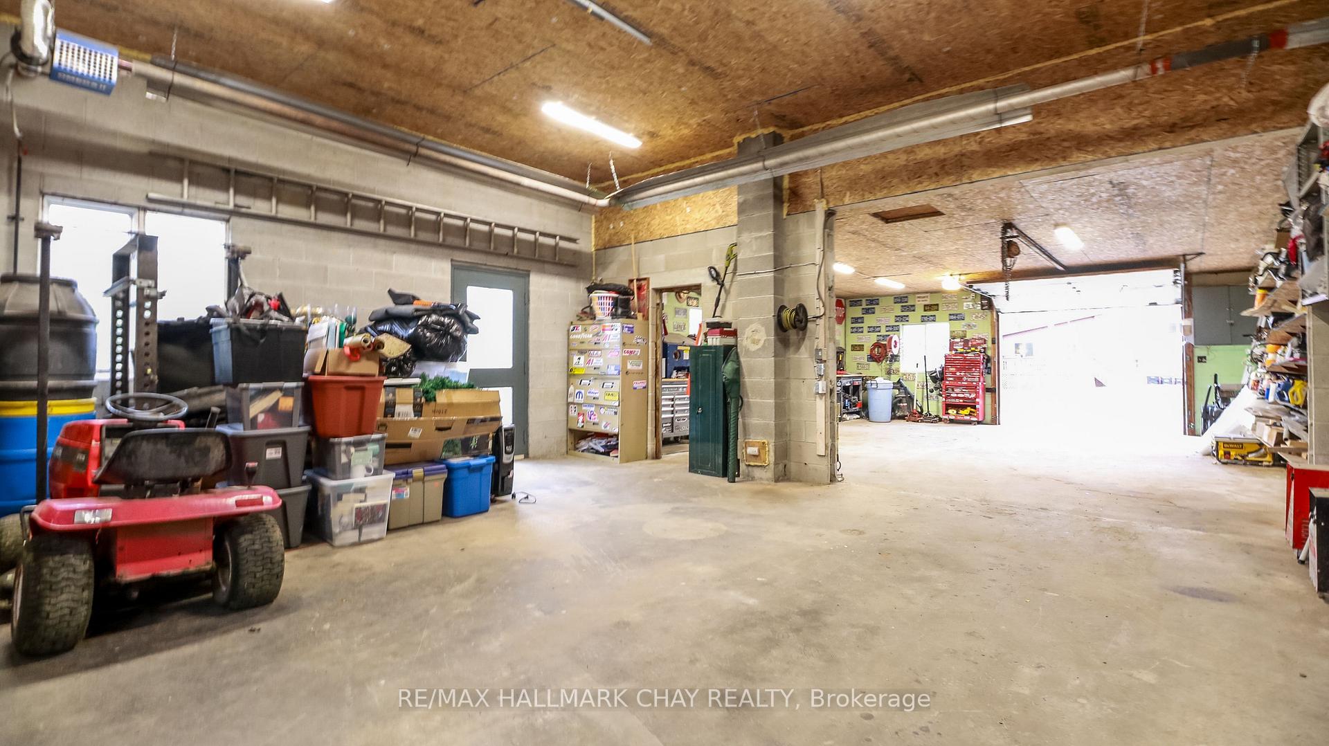 Photo 23 of 1587 Gill Road, Springwater, Rural Springwater — HOMEH