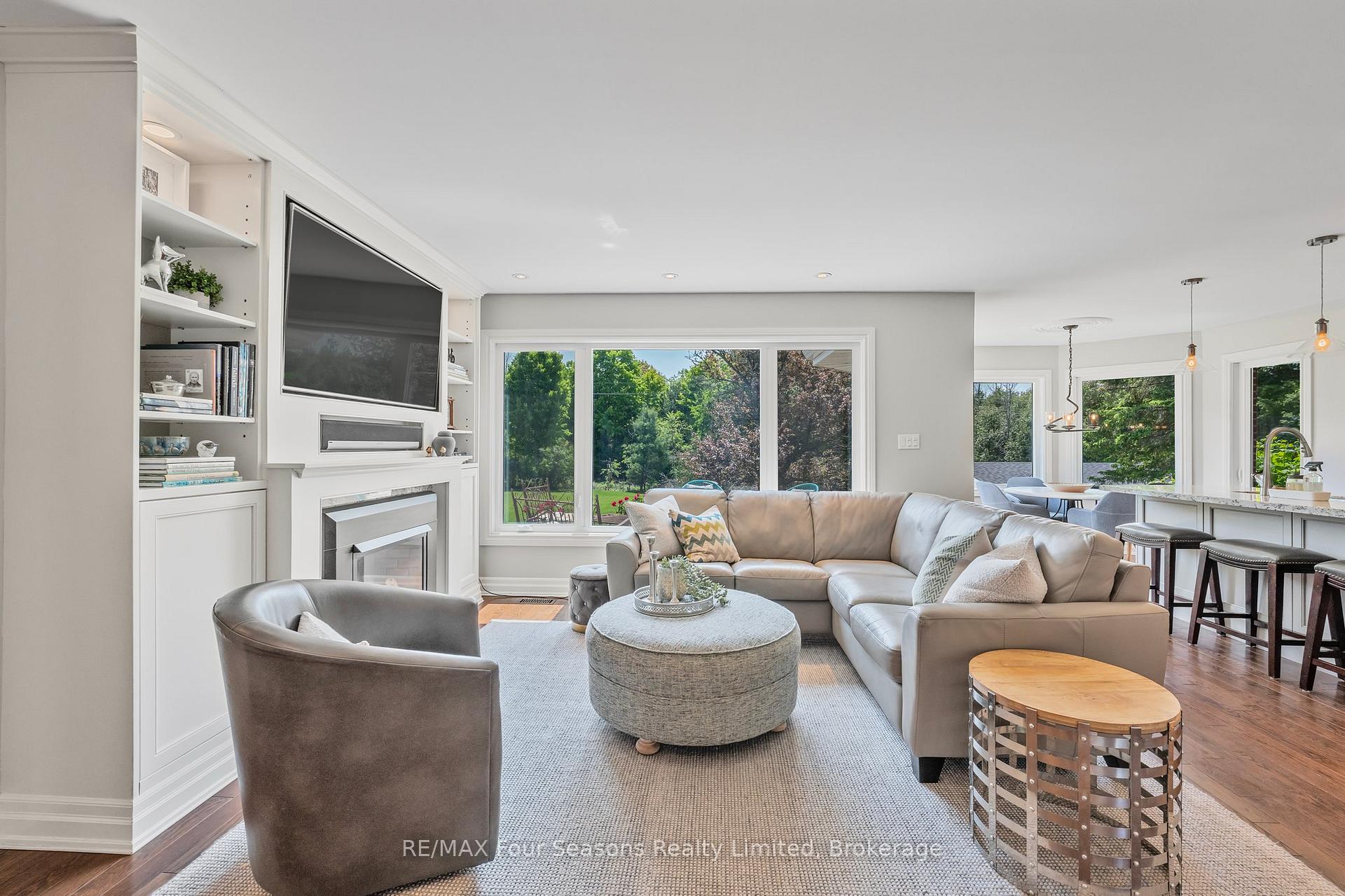 Photo 8 of 9 Jodies Lane, Springwater, Midhurst — HOMEH