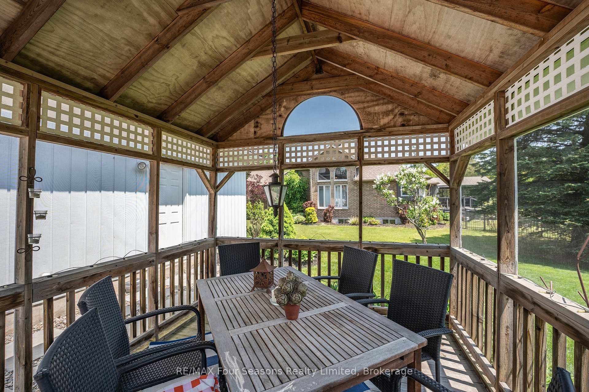 Photo 40 of 9 Jodies Lane, Springwater, Midhurst — HOMEH