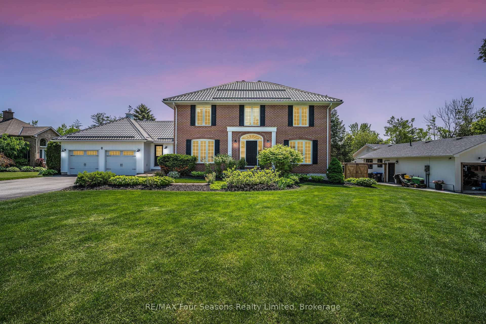 Photo 44 of 9 Jodies Lane, Springwater, Midhurst — HOMEH