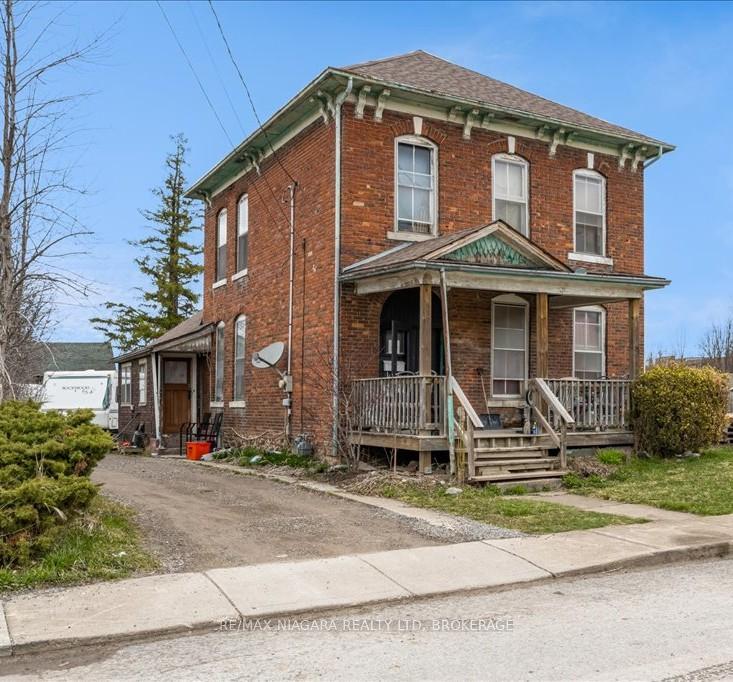 Photo 1 of 49 Turner Crescent, St. Catharines, Oakdale — HOMEH