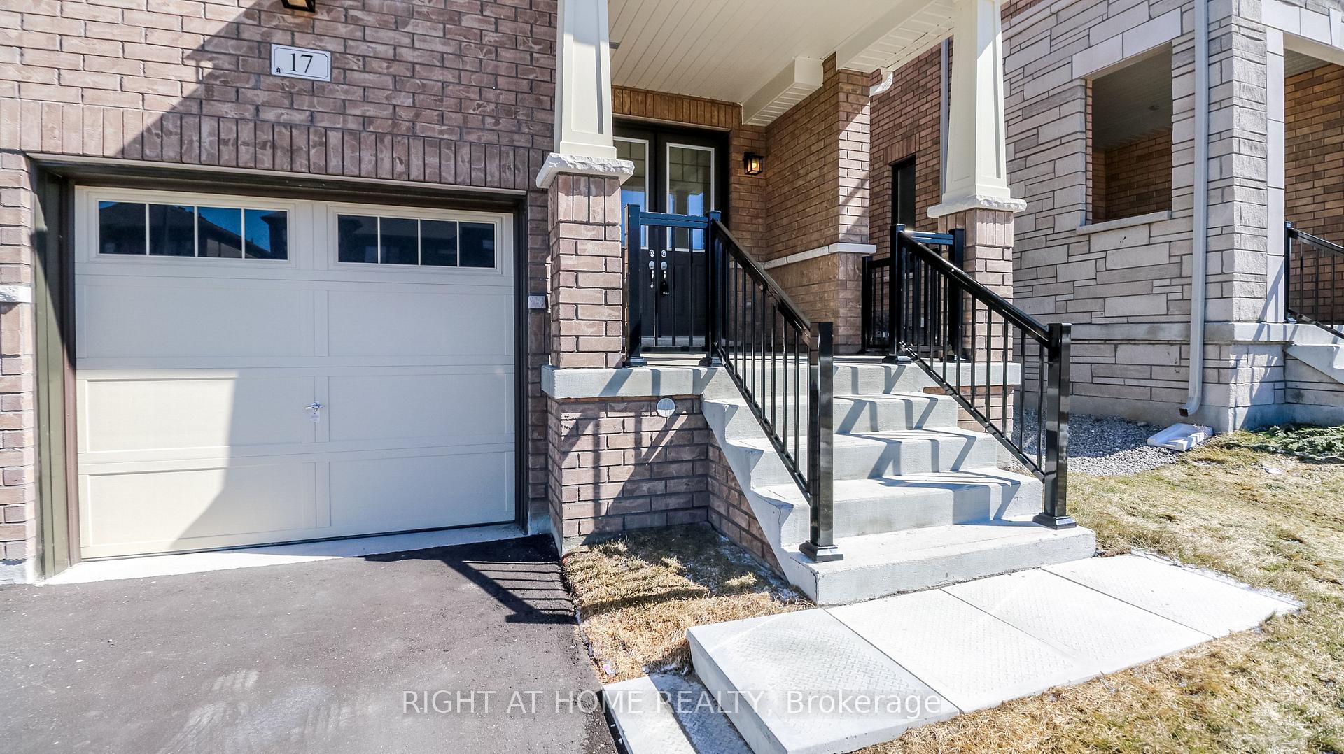 Photo 3 of 17 Periwinkle Road, Springwater, Midhurst — HOMEH