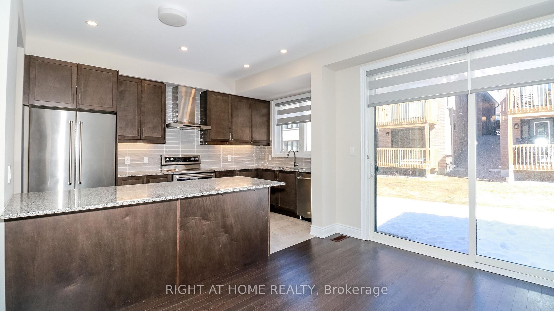 Photo 10 of 17 Periwinkle Road, Springwater, Midhurst — HOMEH