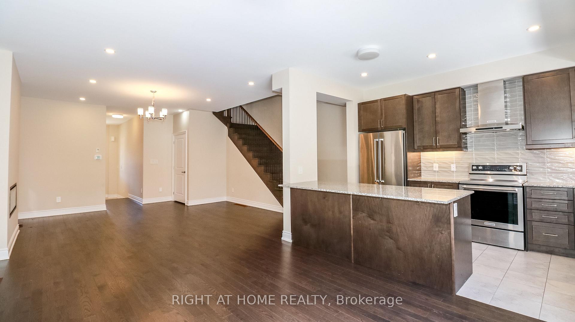 Photo 15 of 17 Periwinkle Road, Springwater, Midhurst — HOMEH