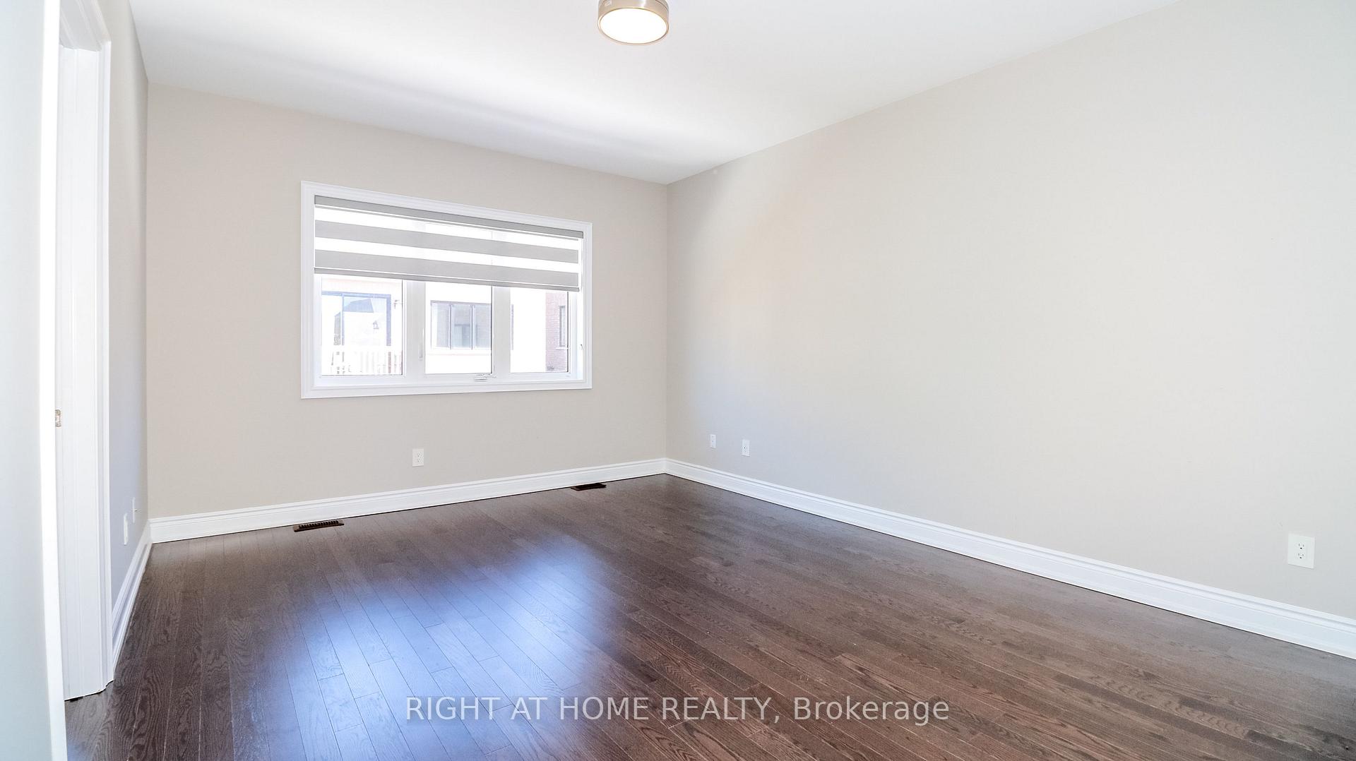 Photo 17 of 17 Periwinkle Road, Springwater, Midhurst — HOMEH