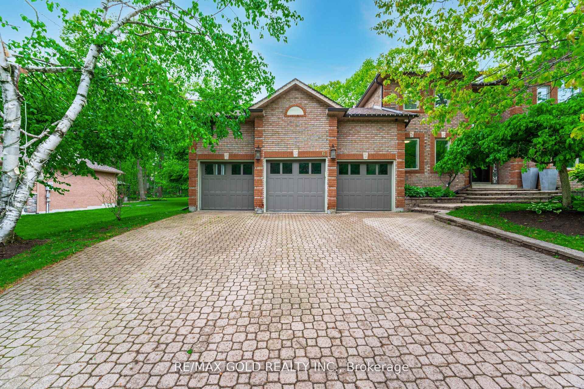 Front of 6 Alana Drive