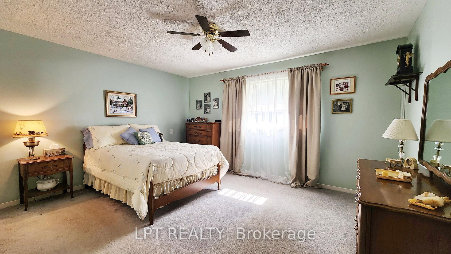 Photo 14 of 32 Luella Boulevard, Springwater, Anten Mills — HOMEH