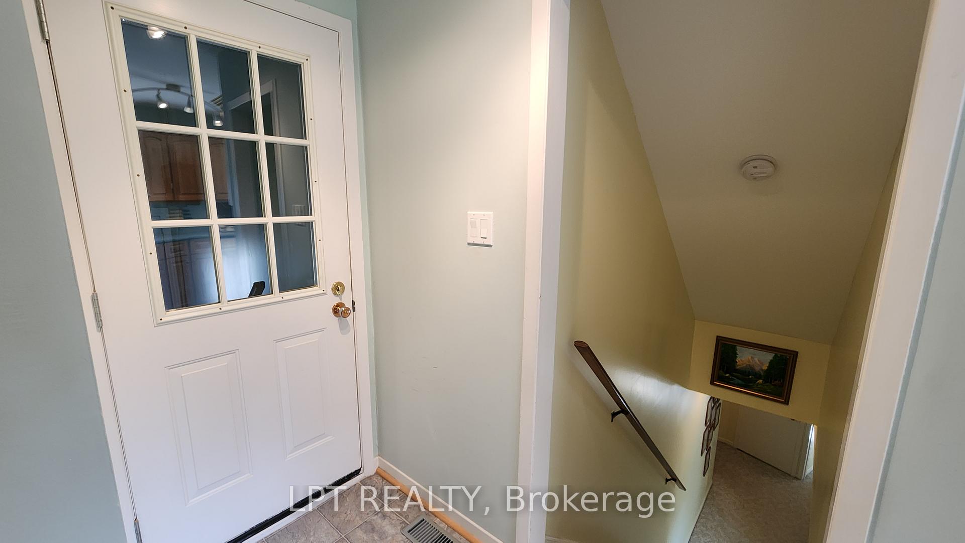 Photo 19 of 32 Luella Boulevard, Springwater, Anten Mills — HOMEH