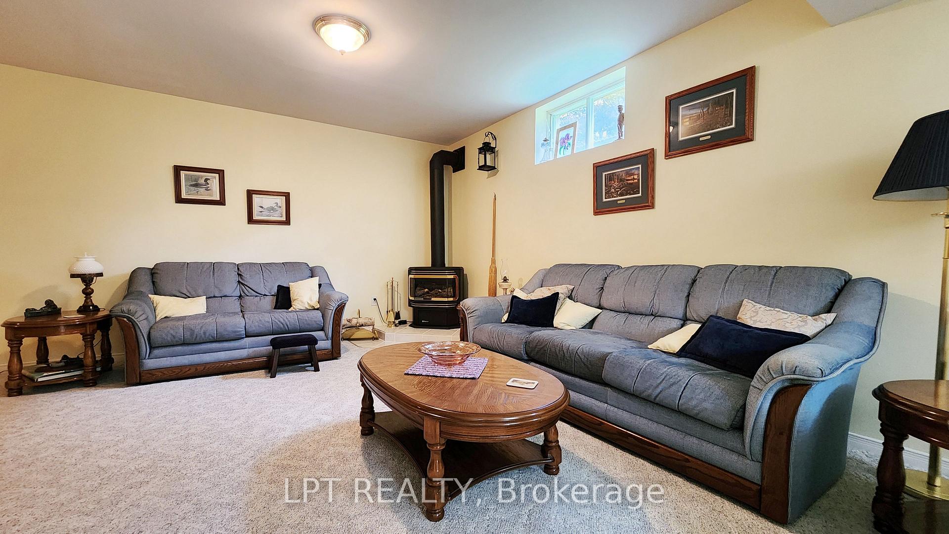 Photo 25 of 32 Luella Boulevard, Springwater, Anten Mills — HOMEH