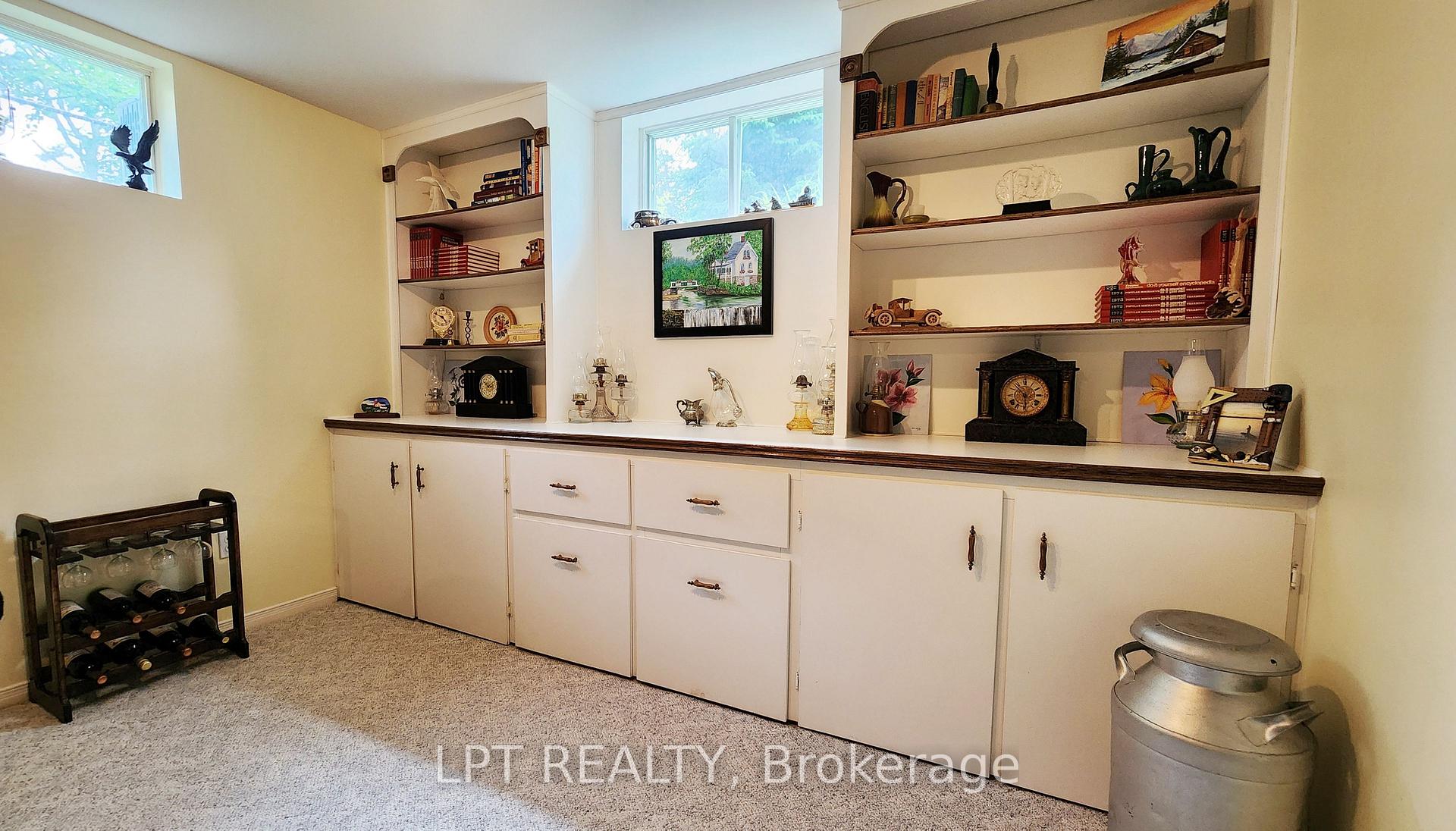Photo 28 of 32 Luella Boulevard, Springwater, Anten Mills — HOMEH