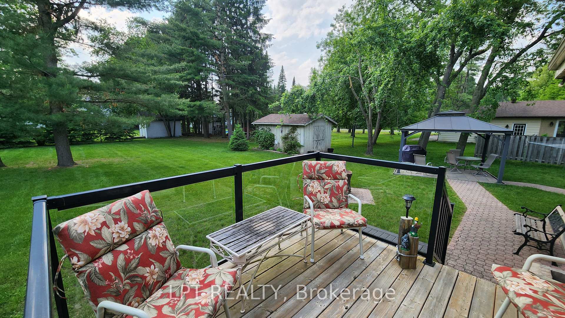Photo 32 of 32 Luella Boulevard, Springwater, Anten Mills — HOMEH