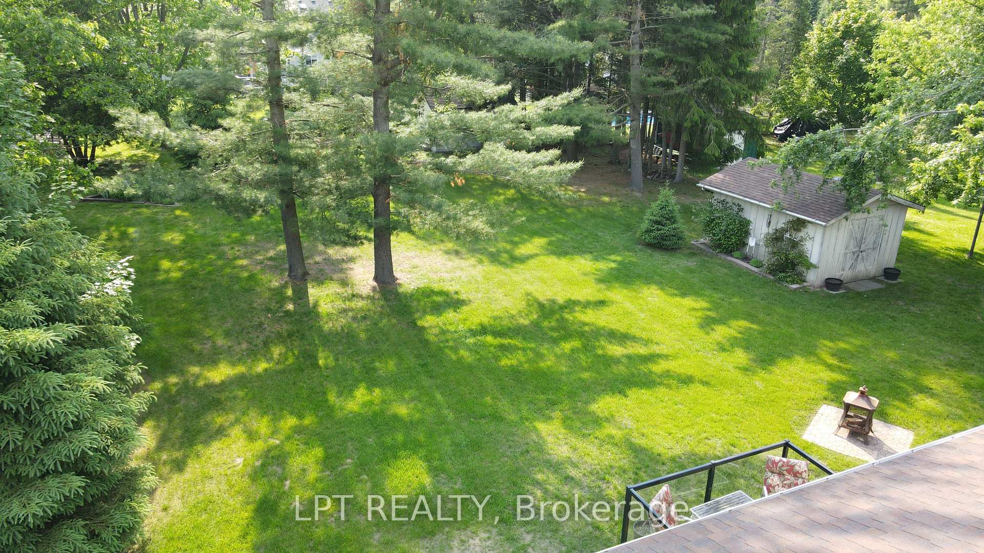Photo 36 of 32 Luella Boulevard, Springwater, Anten Mills — HOMEH