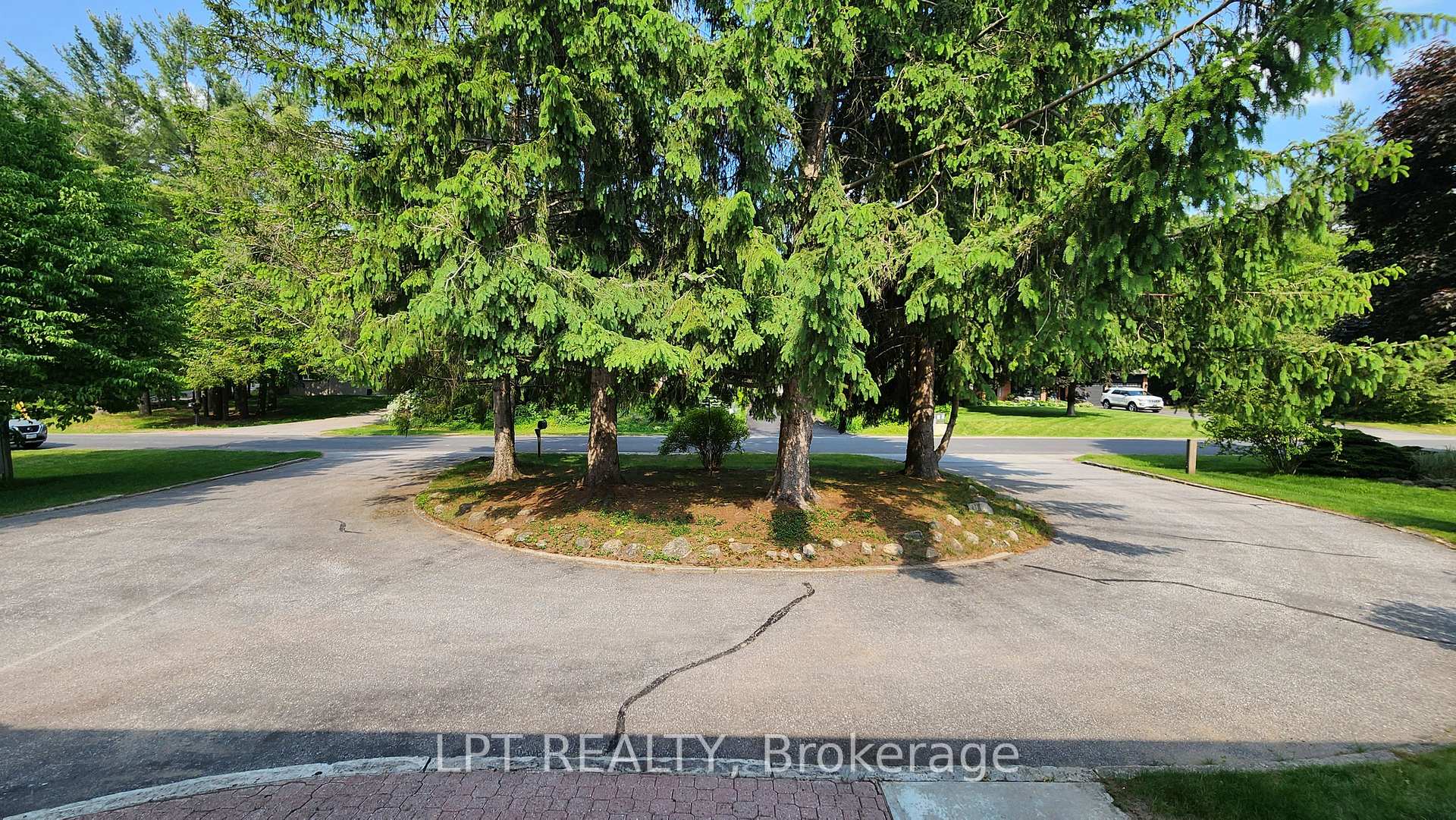 Photo 37 of 32 Luella Boulevard, Springwater, Anten Mills — HOMEH
