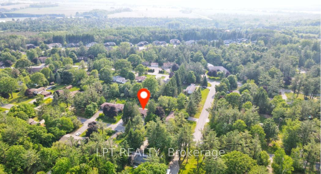 Photo 39 of 32 Luella Boulevard, Springwater, Anten Mills — HOMEH