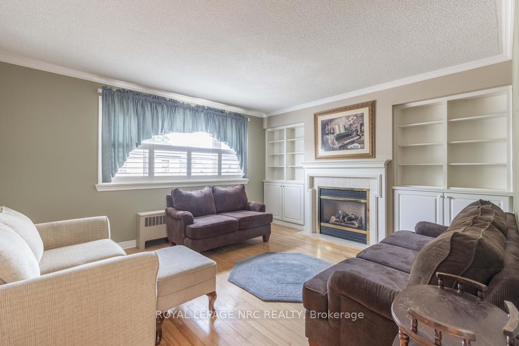Front of Unit Upper, 66 Queenston Street