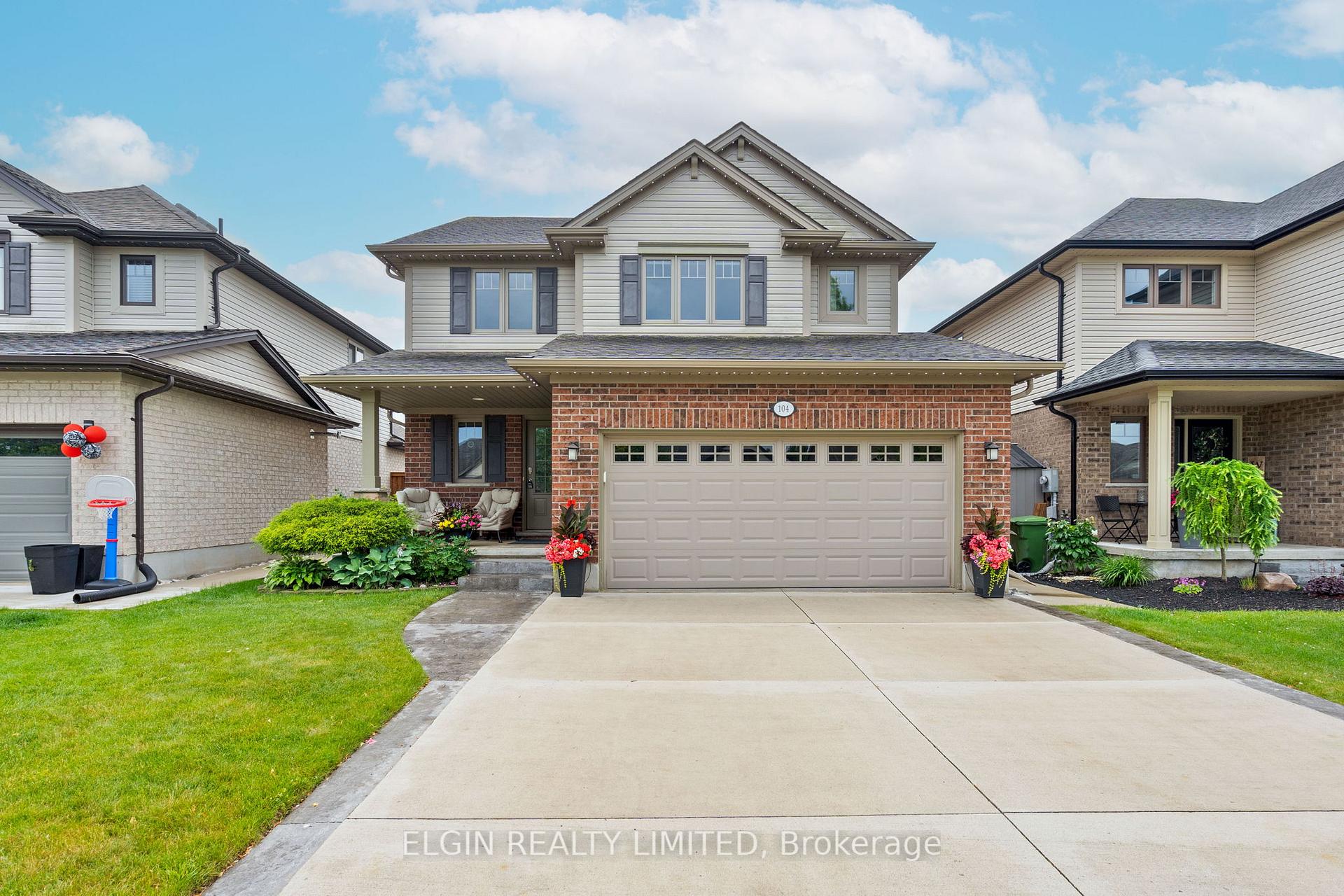 Front of 104 Westlake Drive