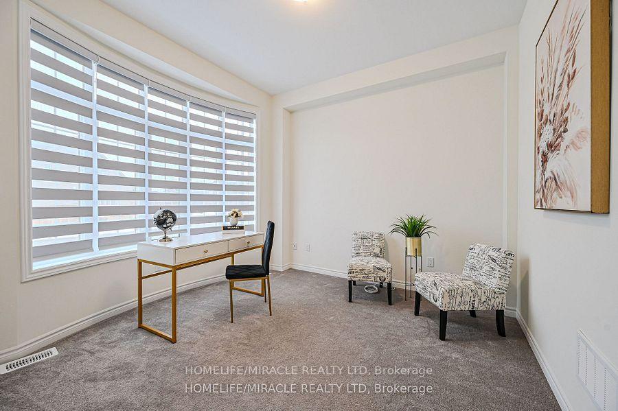 Photo 3 of 15 Sanford Circle, Springwater, Minesing — HOMEH