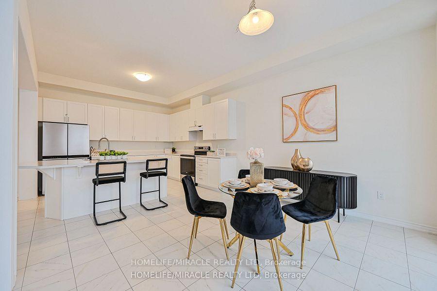 Photo 9 of 15 Sanford Circle, Springwater, Minesing — HOMEH