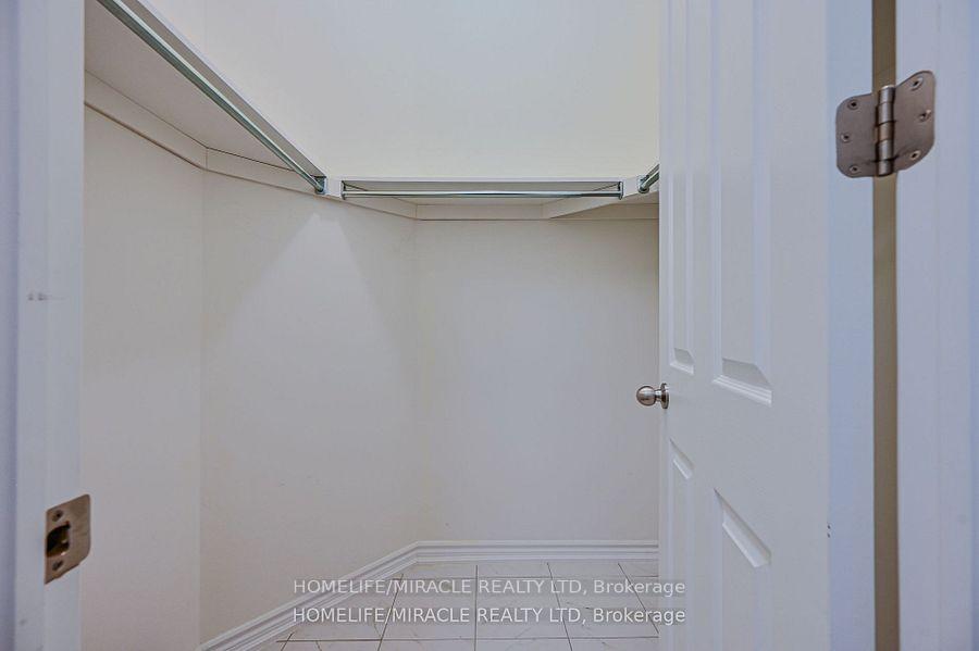 Photo 12 of 15 Sanford Circle, Springwater, Minesing — HOMEH