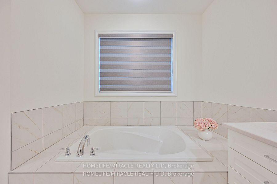 Photo 19 of 15 Sanford Circle, Springwater, Minesing — HOMEH