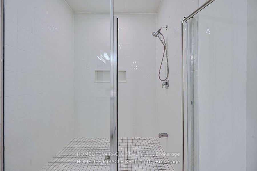 Photo 21 of 15 Sanford Circle, Springwater, Minesing — HOMEH