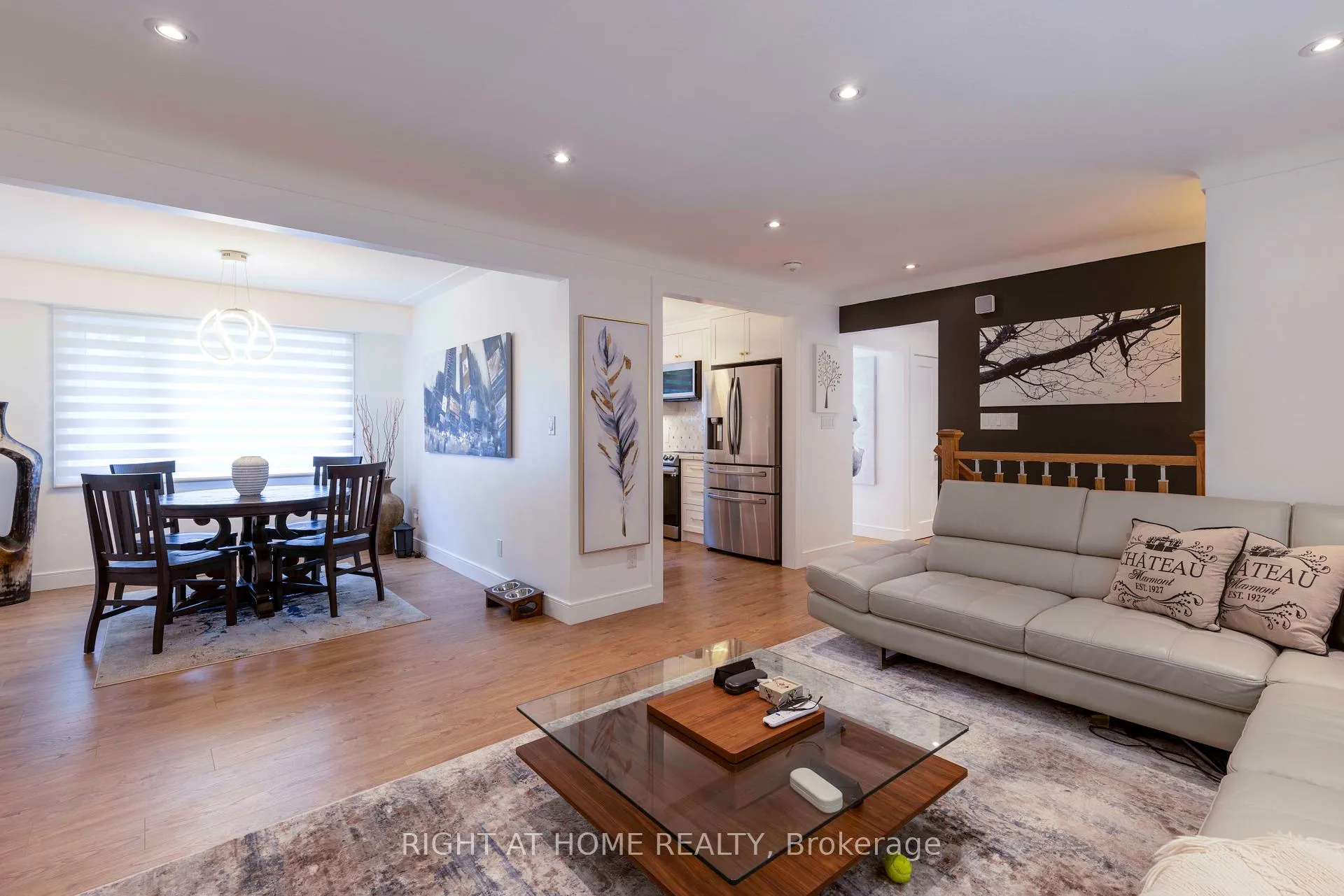 Photo 7 of 212 Lockhart Drive, St. Catharines, Glendale/Glenridge — HOMEH
