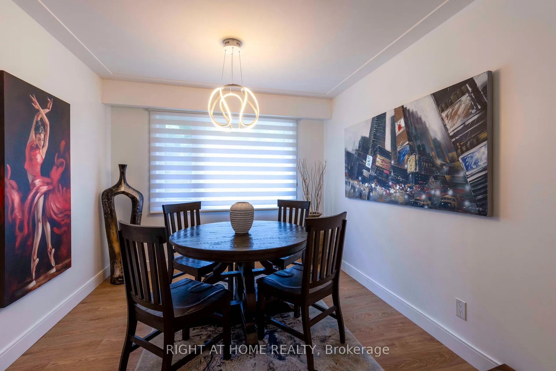 Photo 8 of 212 Lockhart Drive, St. Catharines, Glendale/Glenridge — HOMEH