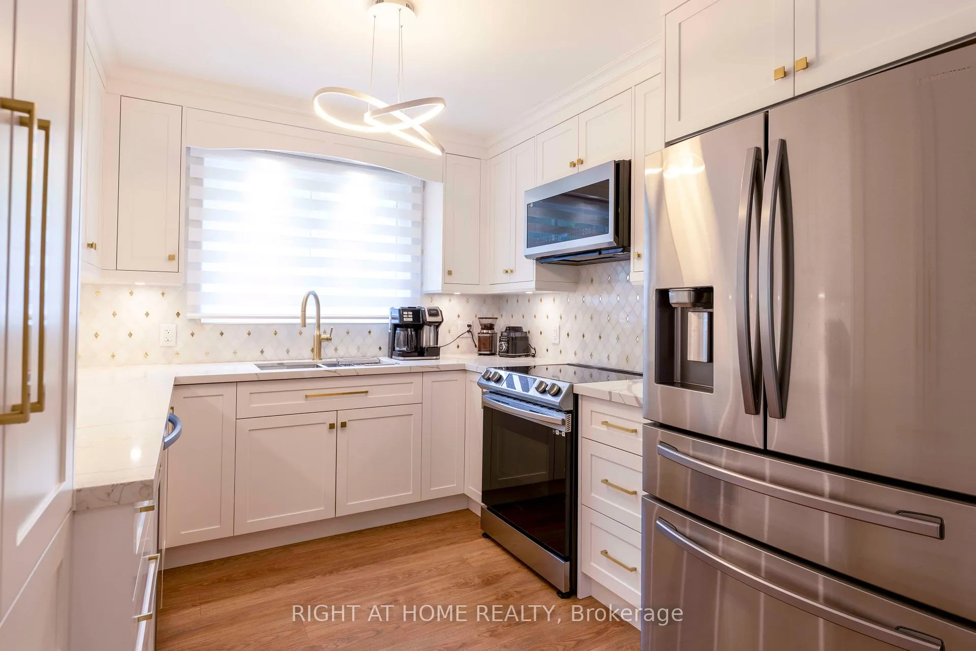 Photo 9 of 212 Lockhart Drive, St. Catharines, Glendale/Glenridge — HOMEH