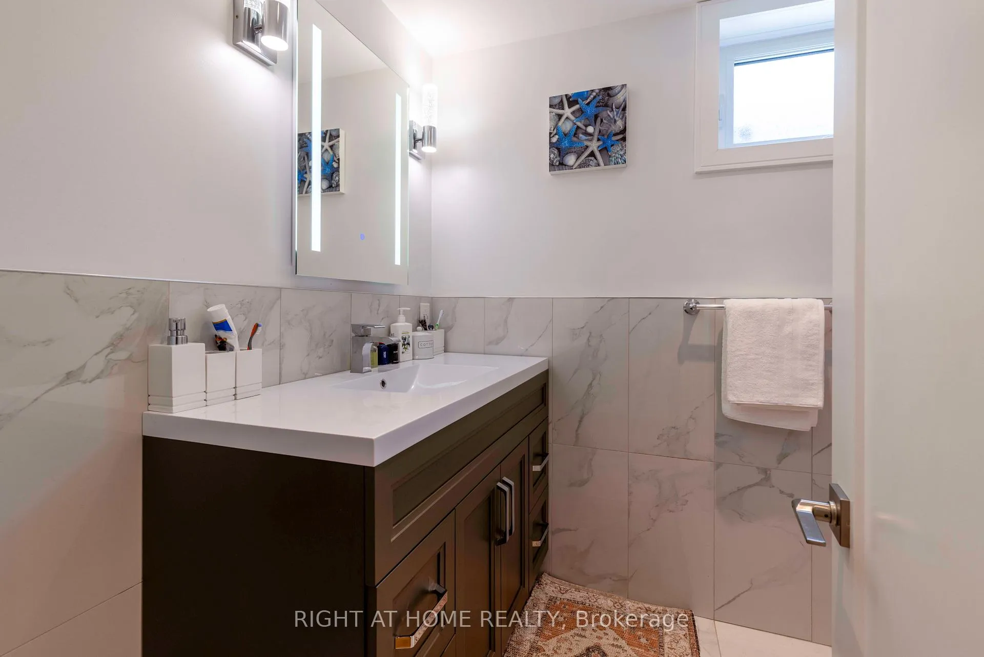 Photo 22 of 212 Lockhart Drive, St. Catharines, Glendale/Glenridge — HOMEH