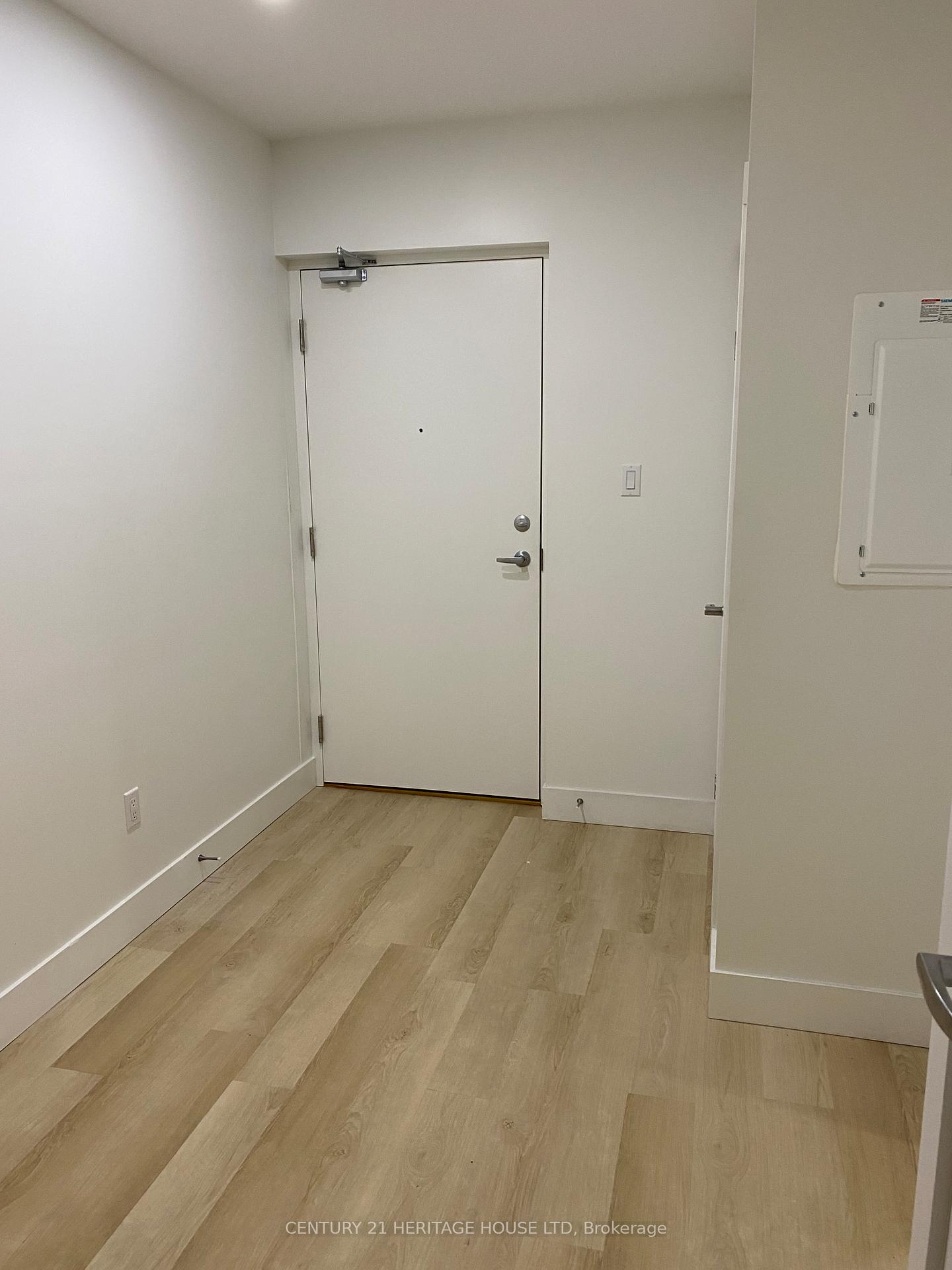 Photo 9 of Unit 405, 69 Curtis Street W, St. Thomas — HOMEH