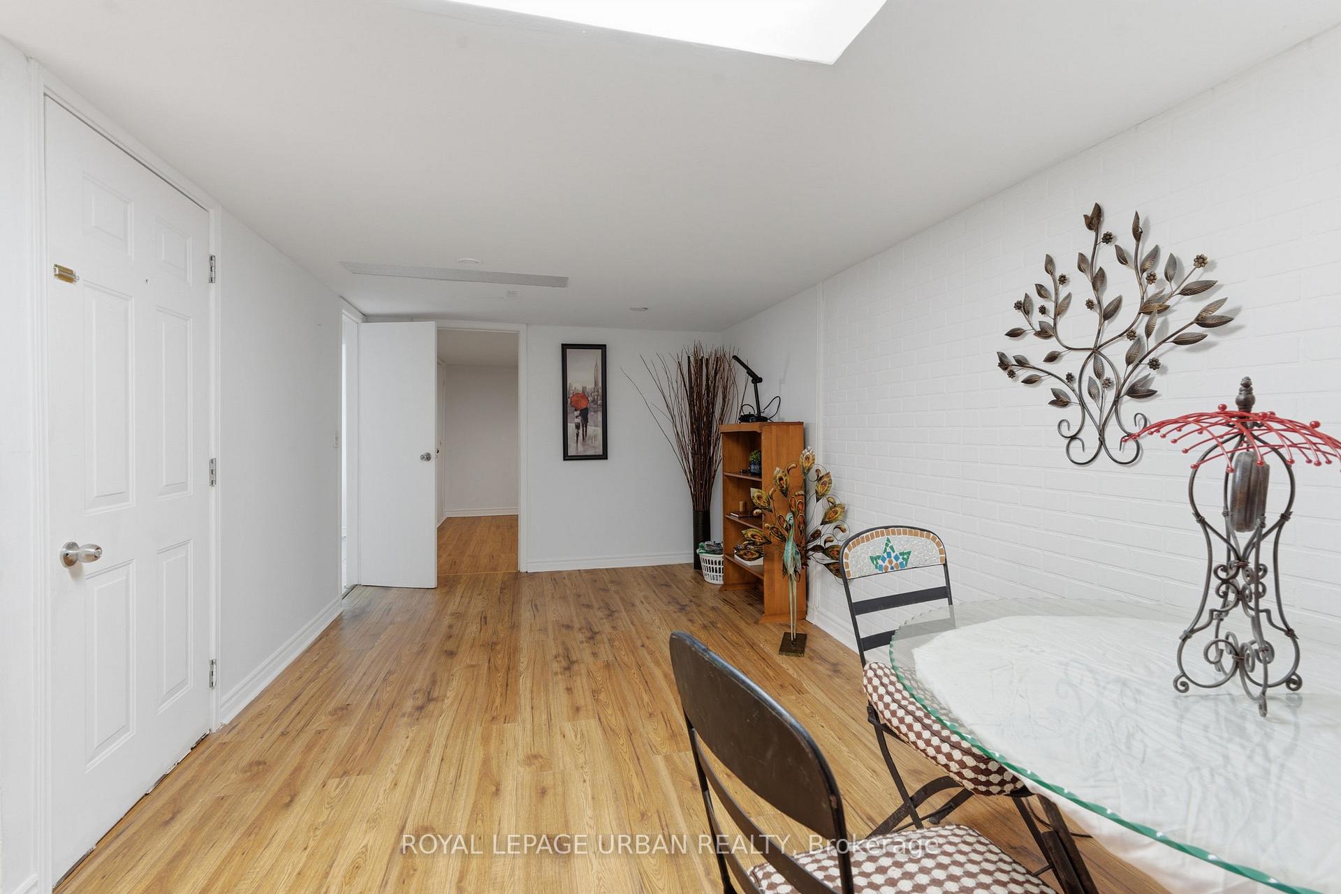 Photo 23 of 34 Gale Crescent, St. Catharines, E. Chester — HOMEH