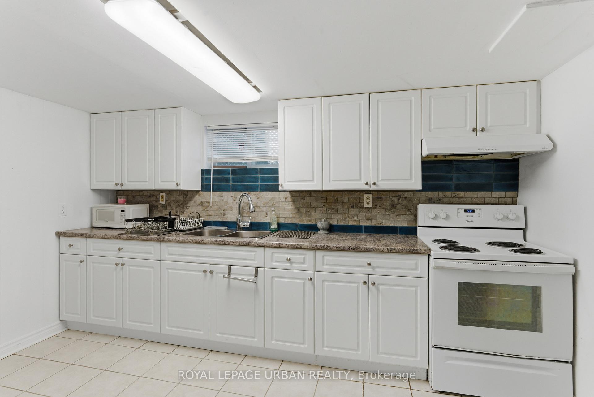 Photo 31 of 34 Gale Crescent, St. Catharines, E. Chester — HOMEH