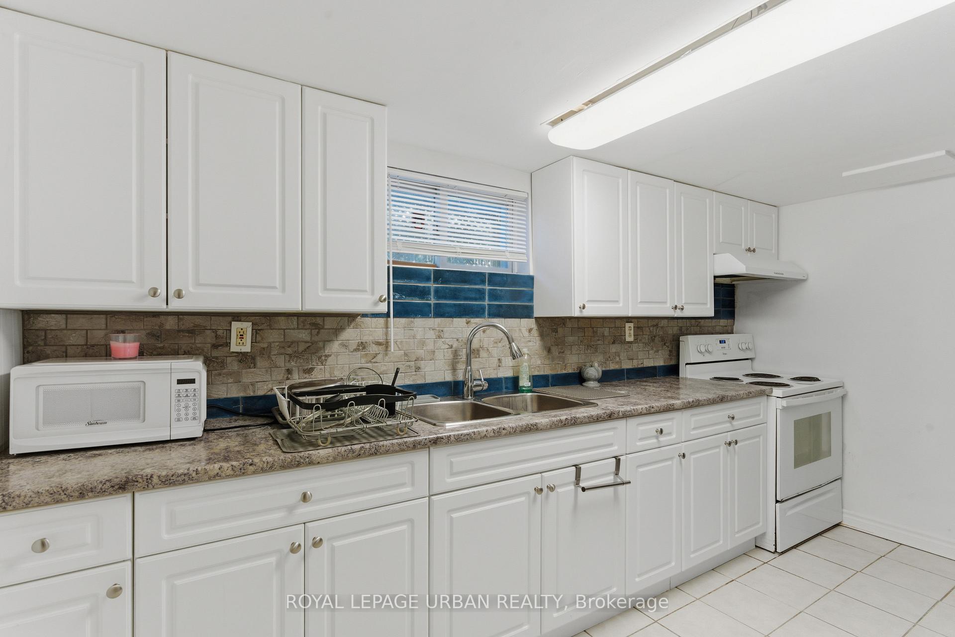 Photo 32 of 34 Gale Crescent, St. Catharines, E. Chester — HOMEH