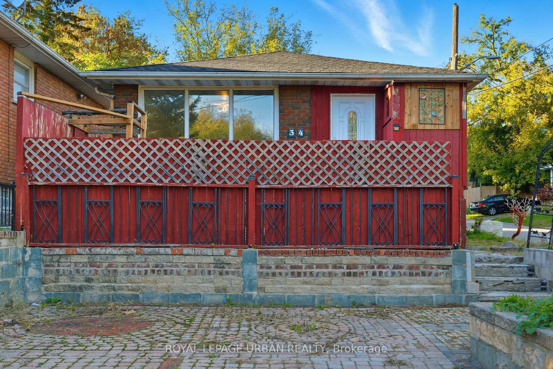 Photo 45 of 34 Gale Crescent, St. Catharines, E. Chester — HOMEH