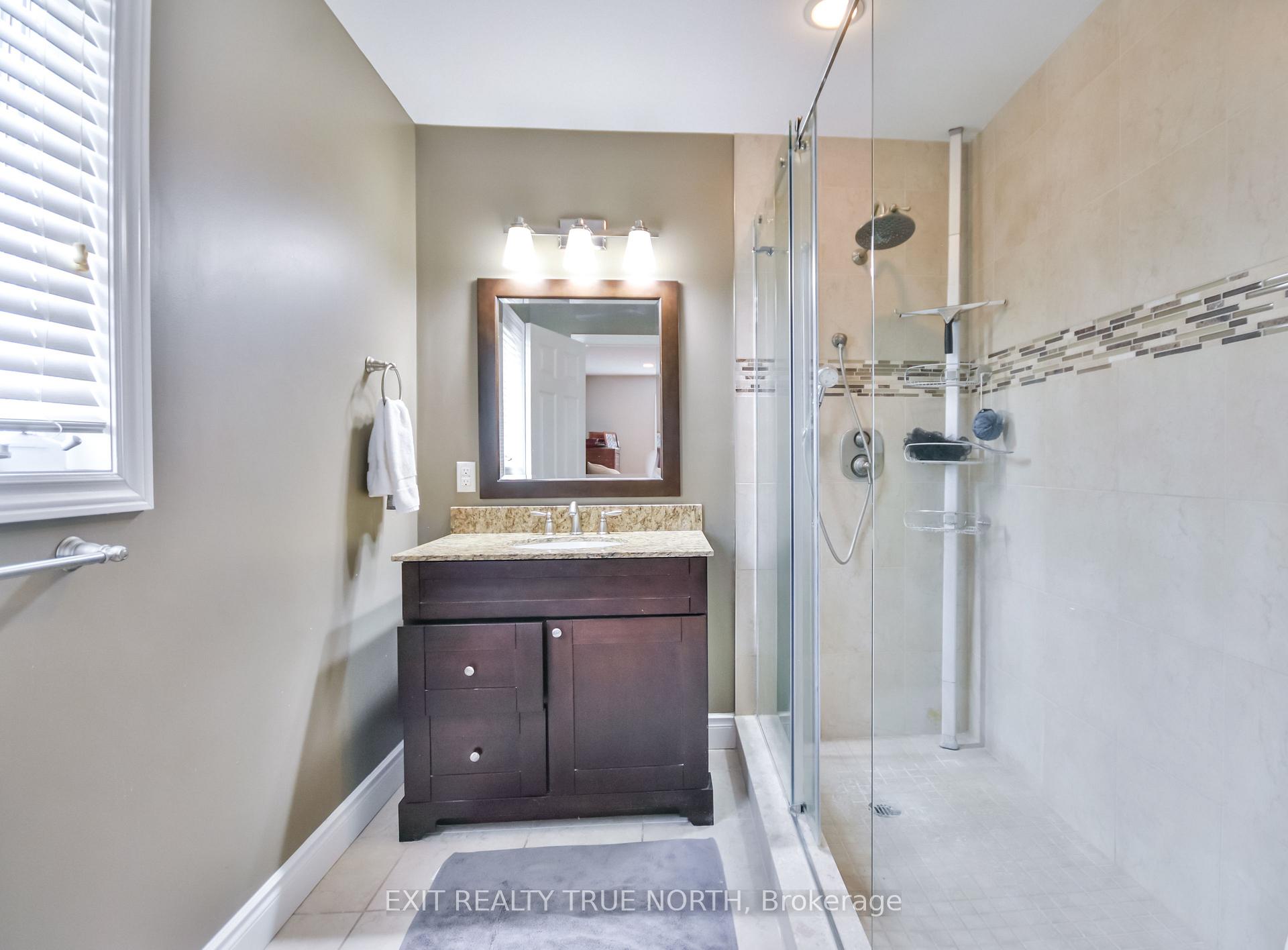 Photo 18 of 44 Graham Street, Springwater, Elmvale — HOMEH