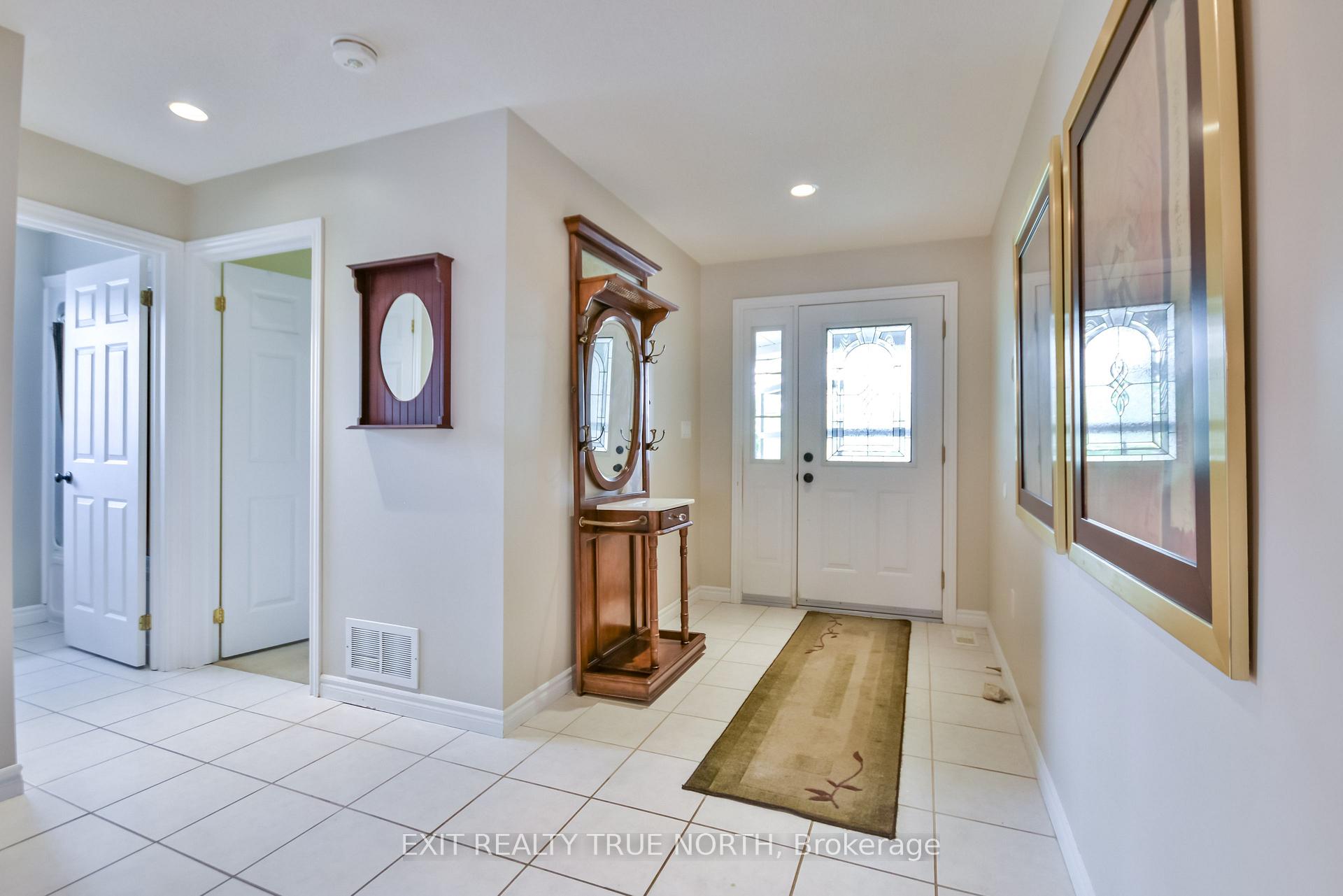 Photo 20 of 44 Graham Street, Springwater, Elmvale — HOMEH