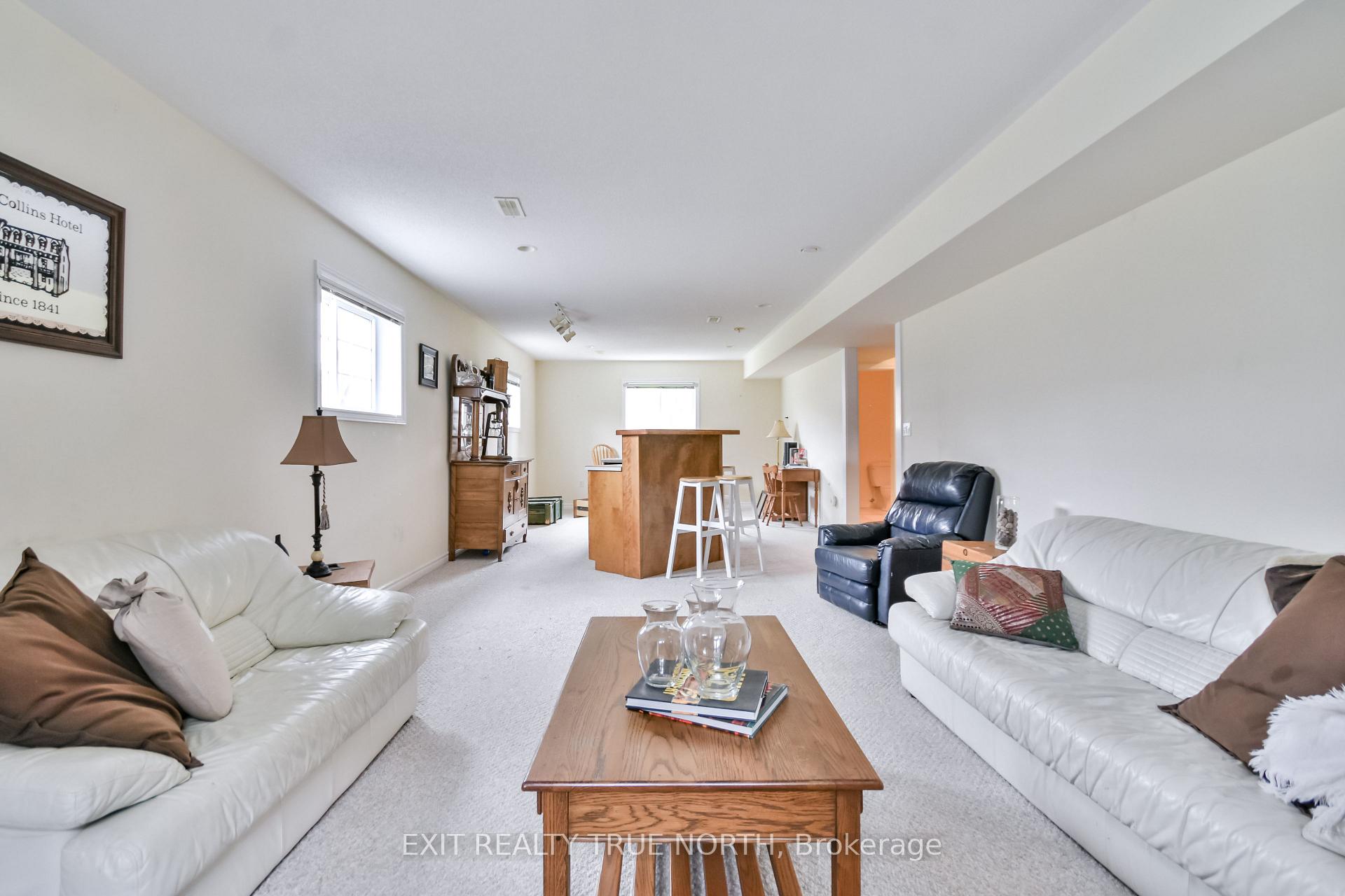 Photo 26 of 44 Graham Street, Springwater, Elmvale — HOMEH