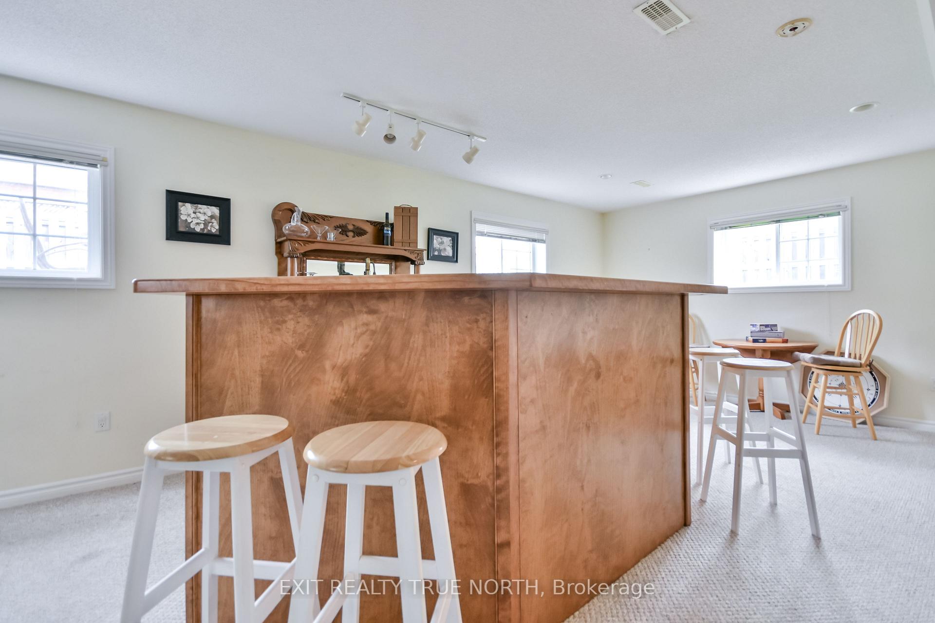 Photo 28 of 44 Graham Street, Springwater, Elmvale — HOMEH