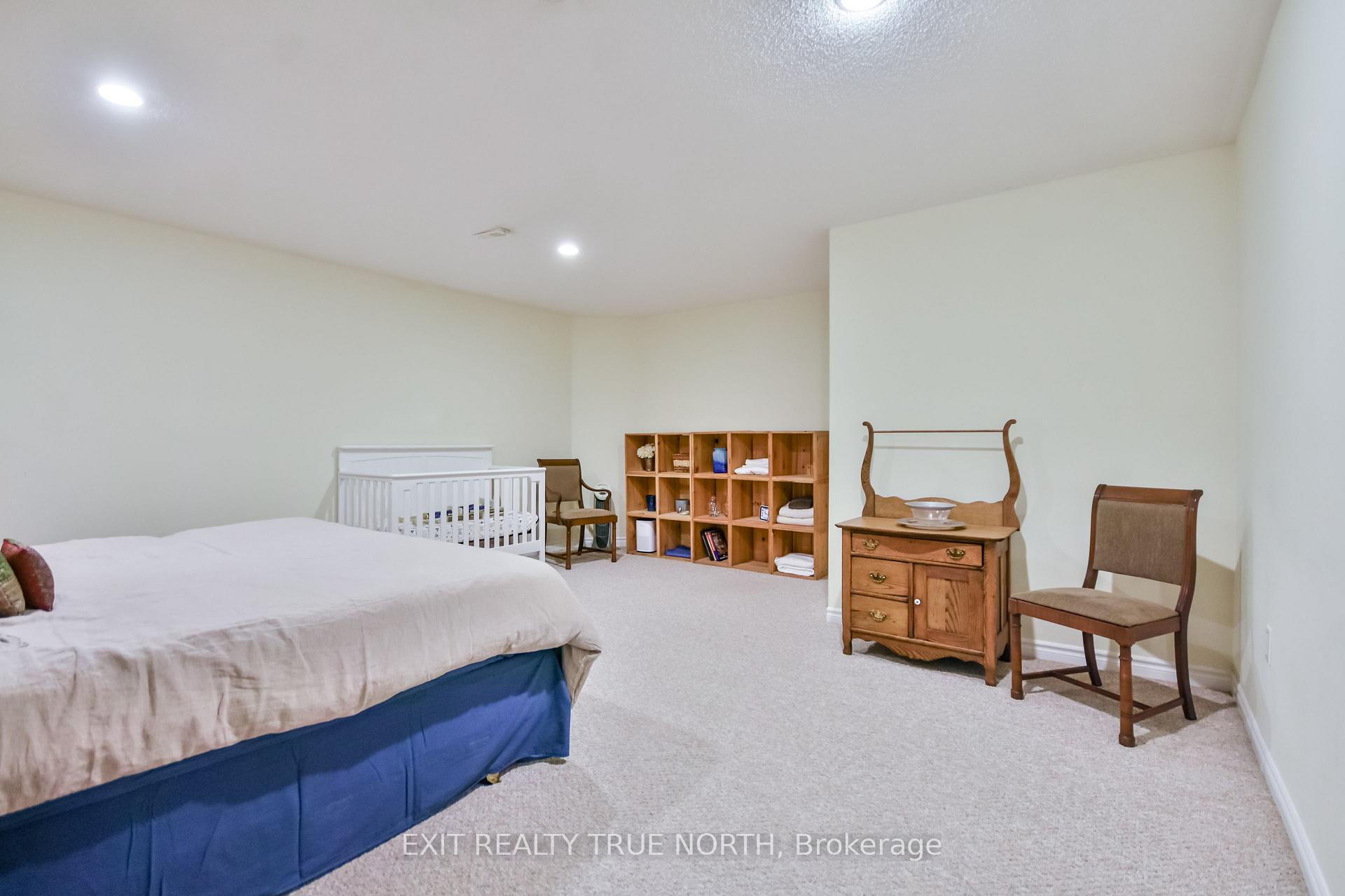 Photo 36 of 44 Graham Street, Springwater, Elmvale — HOMEH