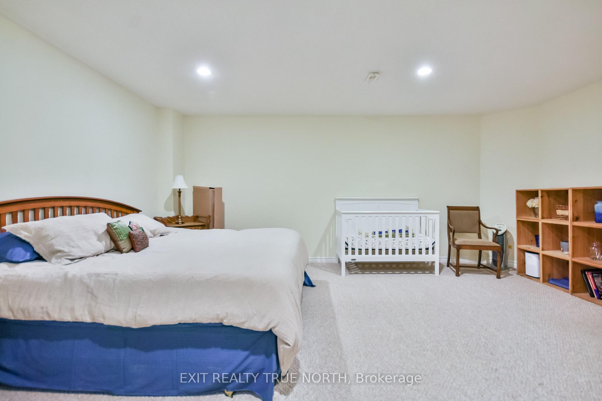 Photo 37 of 44 Graham Street, Springwater, Elmvale — HOMEH