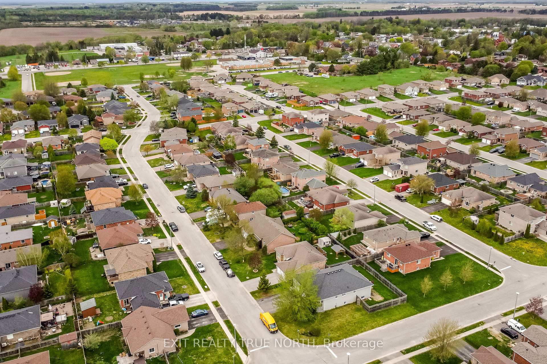 Photo 44 of 44 Graham Street, Springwater, Elmvale — HOMEH