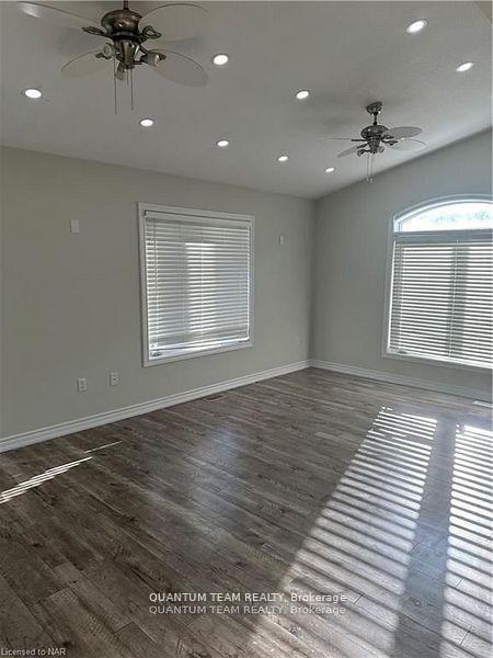 Photo 7 of Unit Upper Level, 4 C Dixie Road, St. Catharines, Fairview — HOMEH
