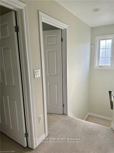 Photo 12 of Unit Upper Level, 4 C Dixie Road, St. Catharines, Fairview — HOMEH