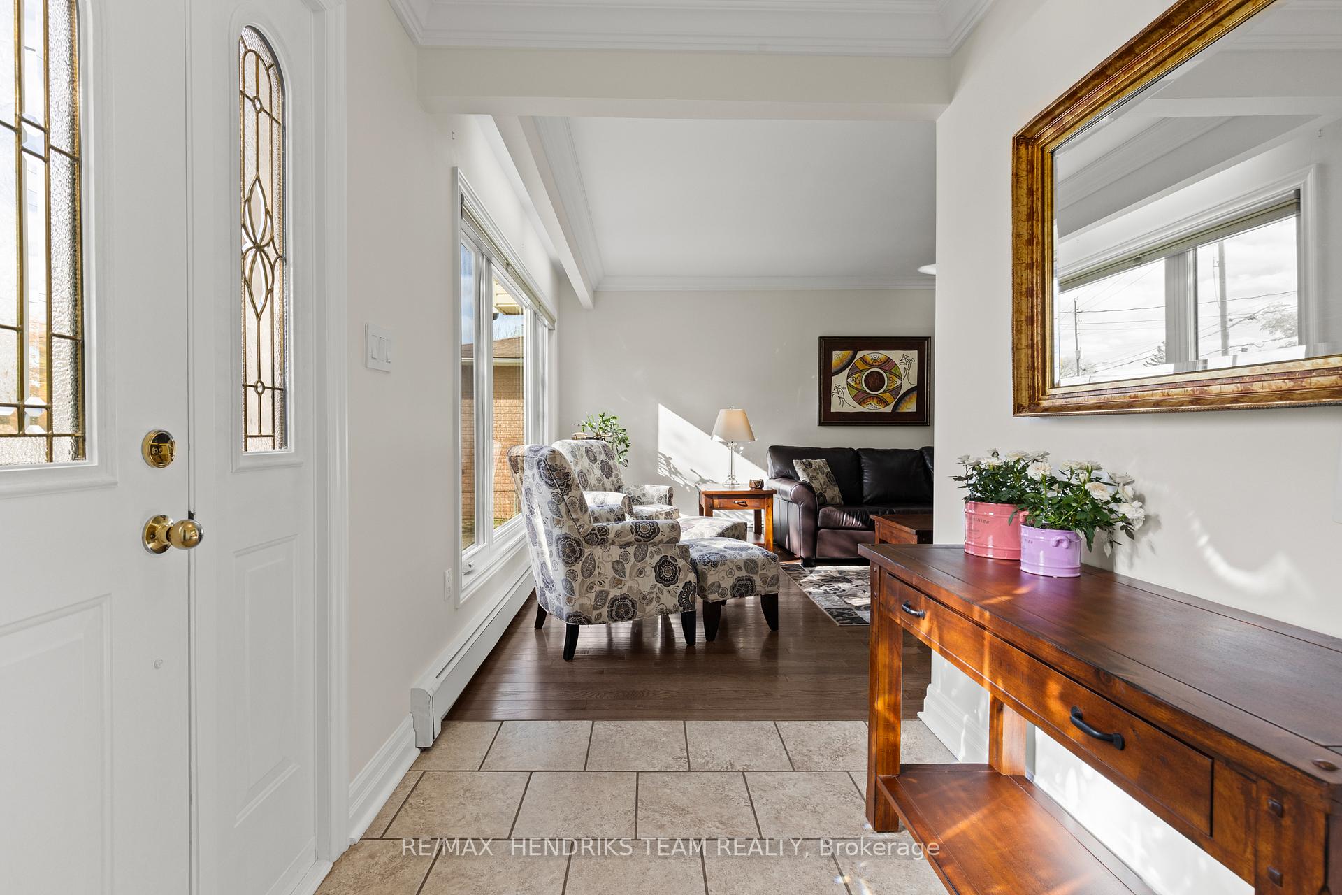 Photo 5 of 168 Rykert Street, St. Catharines, Rykert/Vansickle — HOMEH